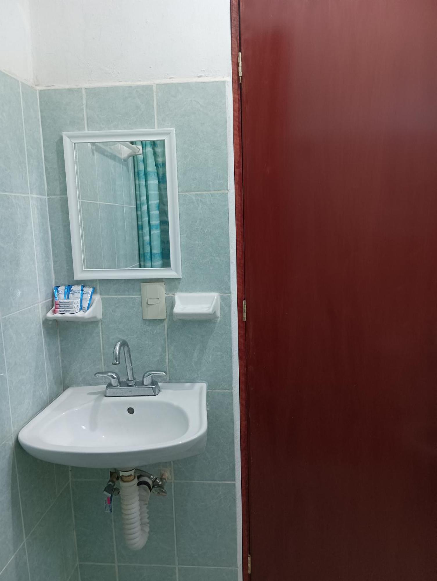 Alojamiento Ya'Ax Nah Playa del Carmen Kamer foto